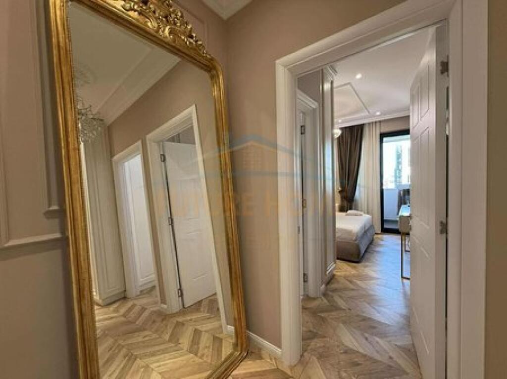 For sale, Apartment 2+1+Parking Space, Square 21, Kavaja Street, Tirana