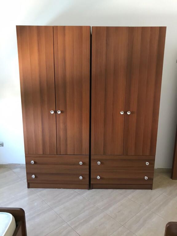 APARTAMENT 3+2 TUALETE+3 BALLKONE. 65000 LEKE.FAKULTETI I MJEKSIS