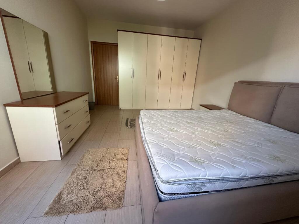 Apartament 2+1 per qira Pazari i Ri