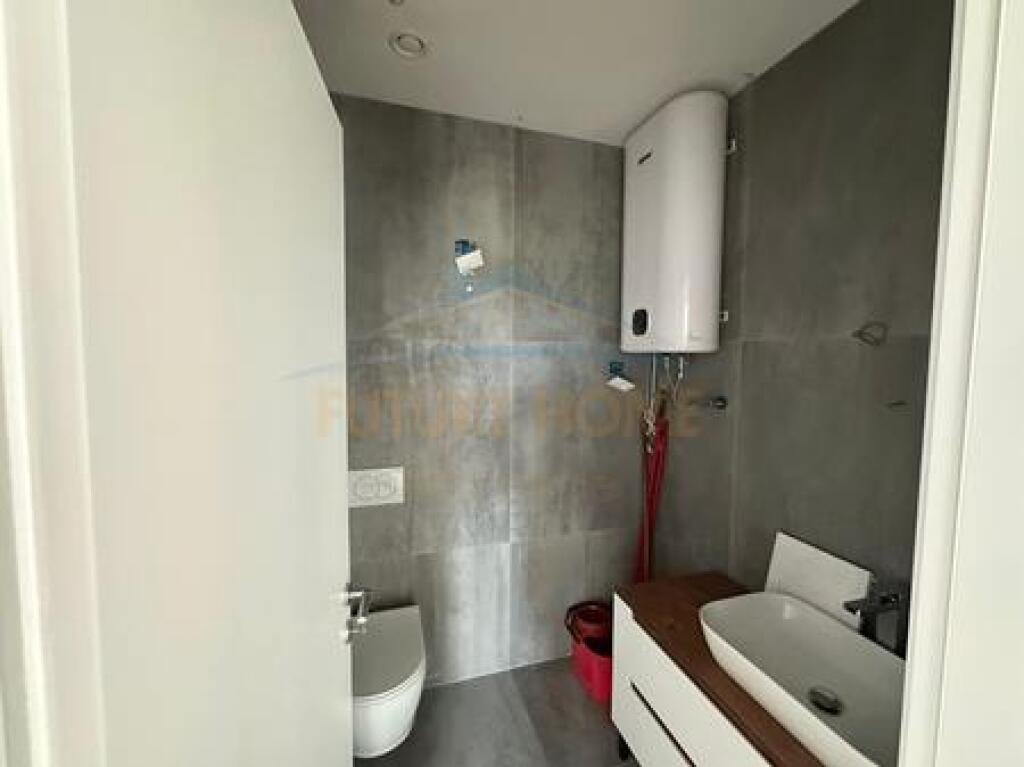 Qera,Apartament 2+1+ post parkimi per zyre ,Rezidenca Lake View,Liqeni Artificial
