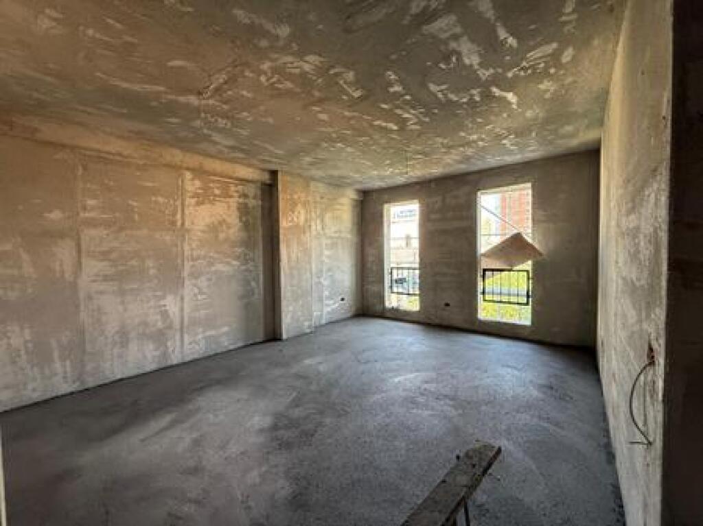 For sale, Apartment 3+1+2, Elbasan Street, Tirana.