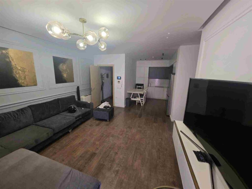 APARTAMENT ME QERA 2+1 ASTIR 75.000 LEKE