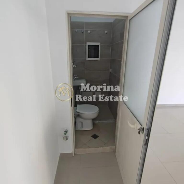 Locale Commerciale in Affitto, 400 Euro/Mese, Vasil Shanto