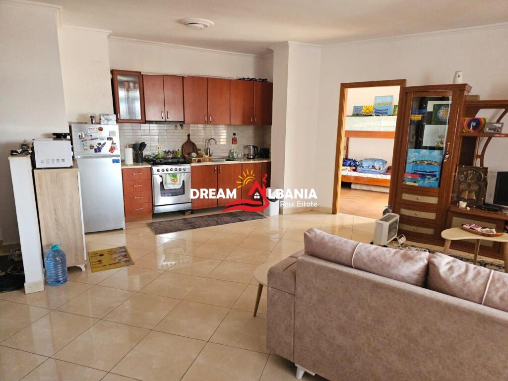 Apartament 2+1 me qera, Rruga e Barrikadave (ID 42215360)