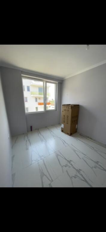 📢 Jepet me qera Apartament 1+1 Astir   ✅Informacion mbi Apartamentin:   ♦️ Sipërfaqe :75m²  ✅Organizimi:   ♦️ Sallon ndenje,  ♦️ Kuzhinë, ♦️ Korridor,   ♦️ 1 Dhome Gjumi, ♦️ 1 Tualet plus ballkon  ✅Detaje të tjera: 📶Apartamenti eshte ne proces mobilimi  ndodhet ne katin 3  Vendndodhja: Astir  komoleksi Tudas  Cmimi: 450€
