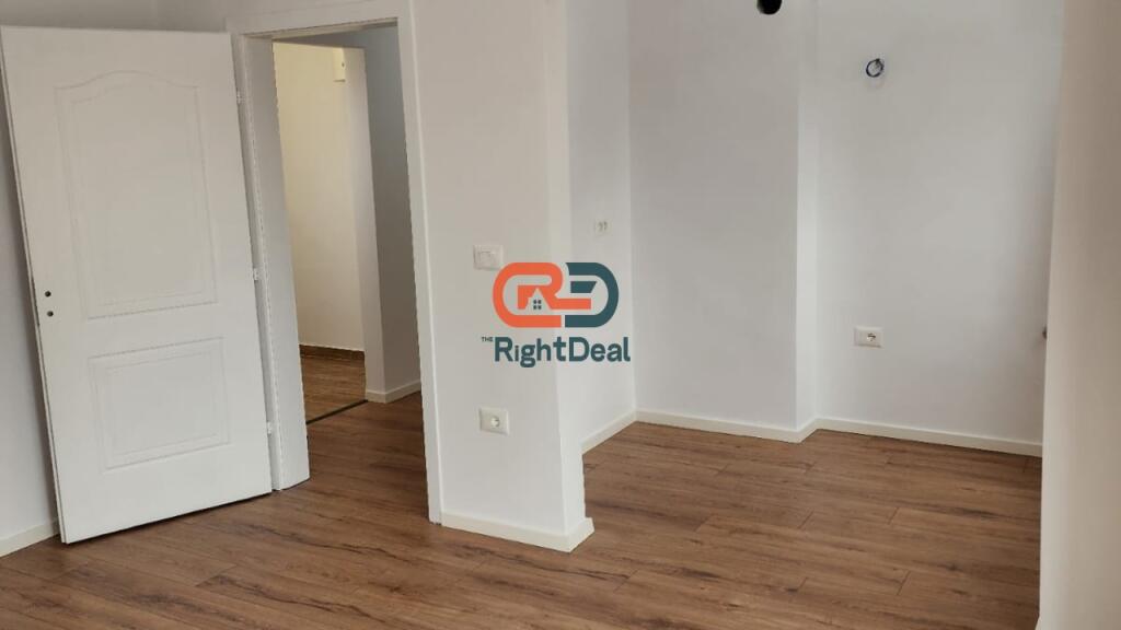 Tek Oxhaku, Shitet Apartament 1+1+Depo, Me Planimetri Te Rregullt Dhe I Investuar !!!
