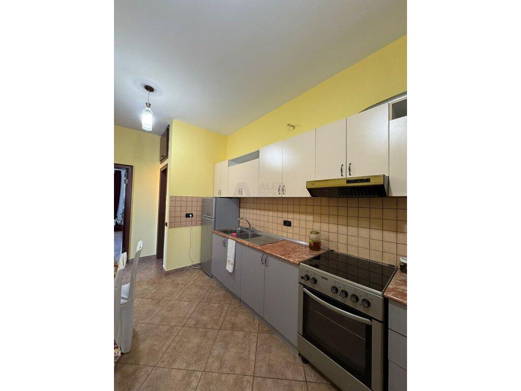 📢Apartament 2+1 me qira në Kombinat !