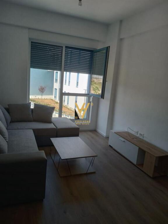 JEPET APARTAMENT 1+1+BLK ME QERA TE KOMPLEKSI OXA, LINZE 380 EURO   
