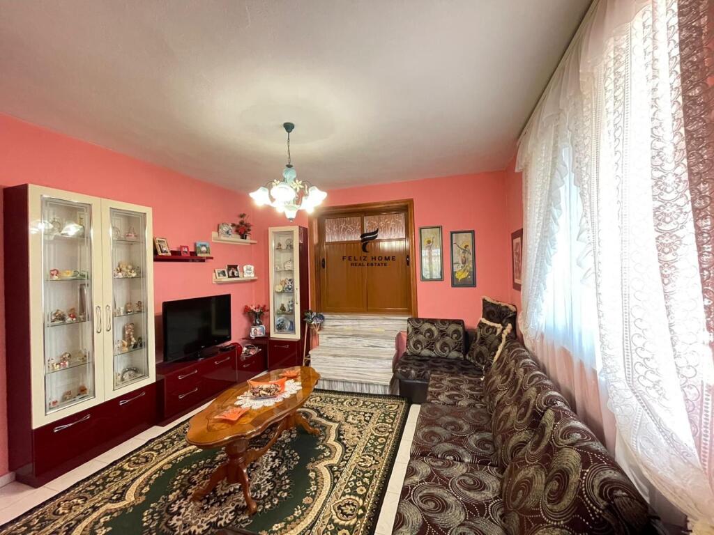 APARTAMENT ME QERA 2+1 ALI DEM 500 EURO