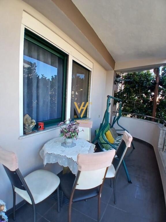 INGRESSO PRIVATO 2+1 IN AFFITTO VICINO AL FRIGORIFERO 55.000 LEKE
