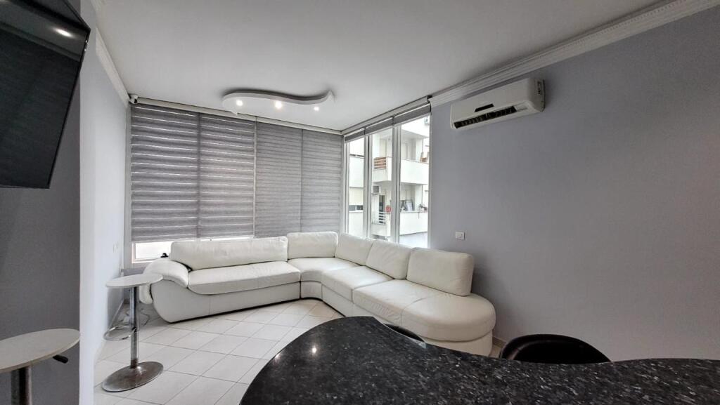 Apartament 3+1+2 me Qera