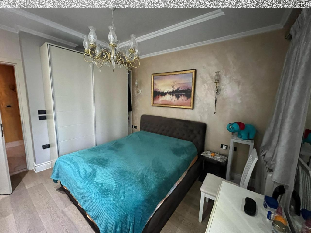 Jepet me qira apartament 3+1, i mobiluar, gati për banim!