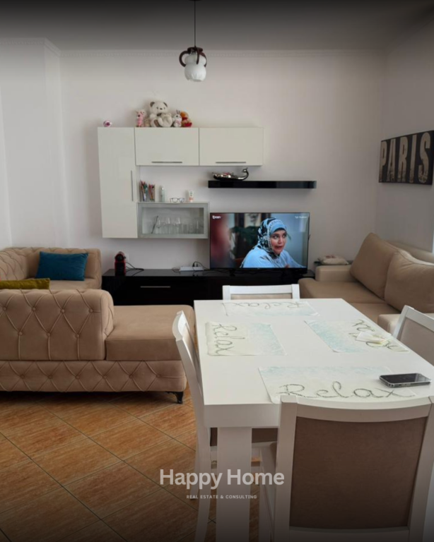 For Rent!  🏡 1+1 Apartment 📍 Shkëmbi i Kavajës  ✨ With a great sea view