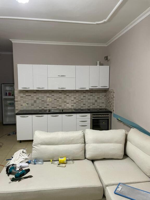 Jepet Apartament me qera