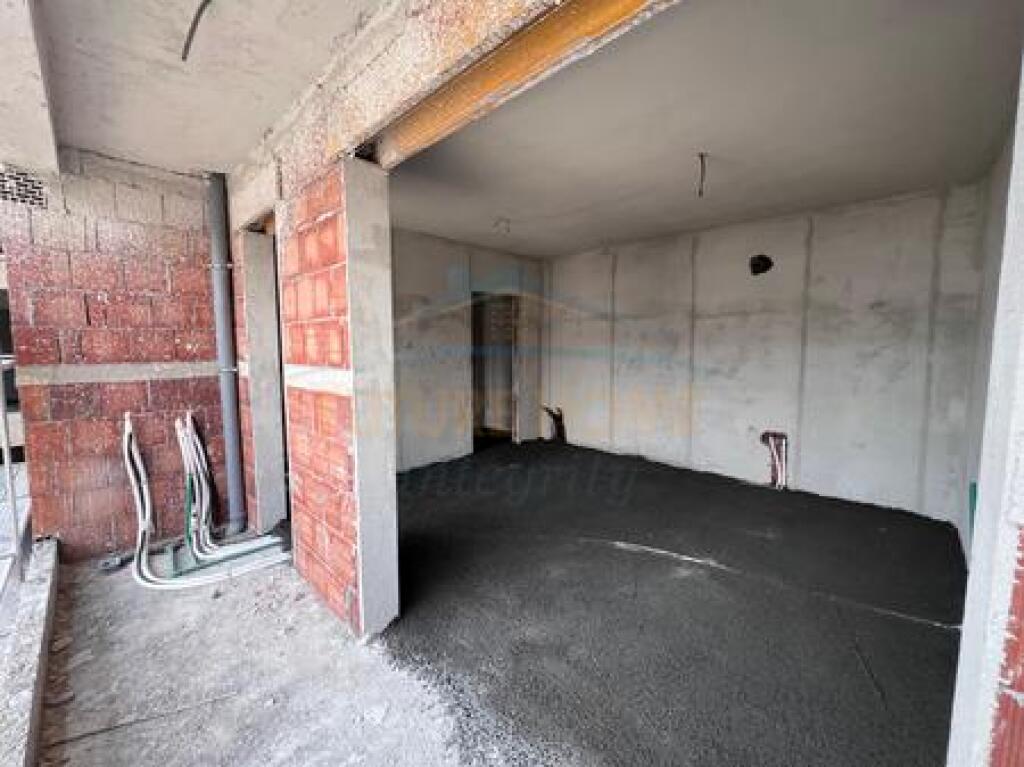 In vendita, Appartamento 2+1+2+Posto Auto, Complesso Univers City, Tirana