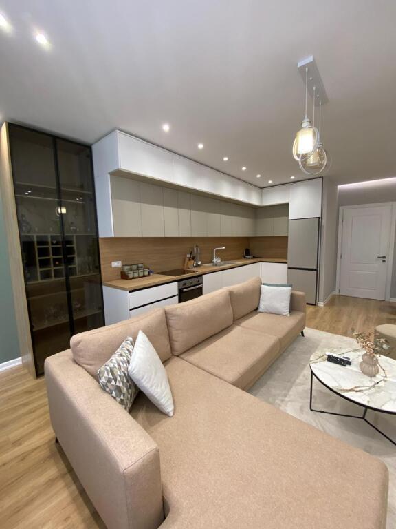 Apartament 2+1+2 Prane Kodres se Diellit super i investuar ne shitje