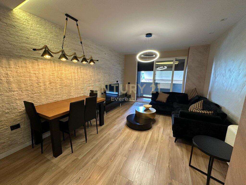 JORDAN MISJA, APARTMENT 2+1+2 FOR RENT WITH PARKING SPACE