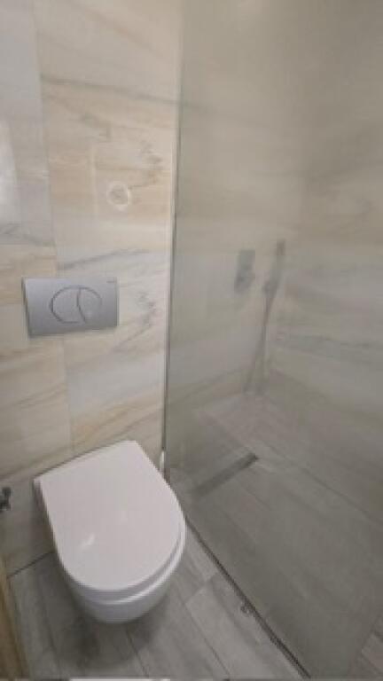 2+1 Appena investito in Via Bill Klinton con 500€