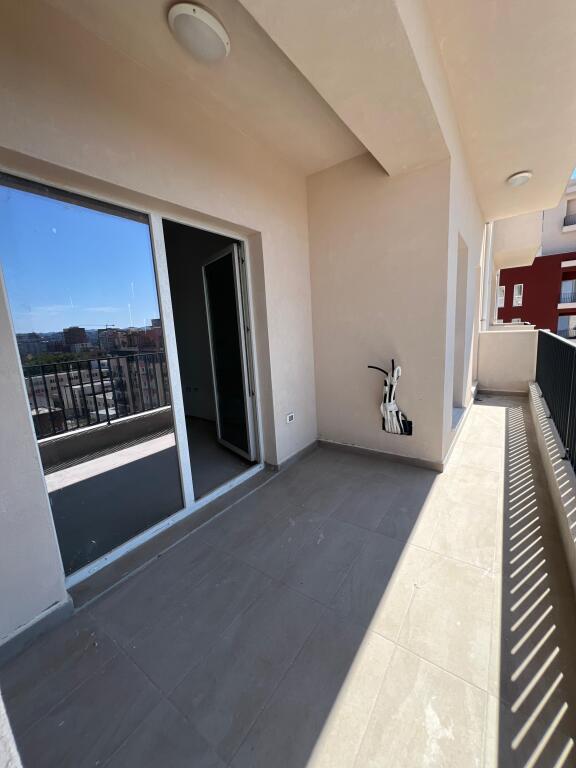 Shitet apartament 2+1 Aura residence Rruga dritan hoxha