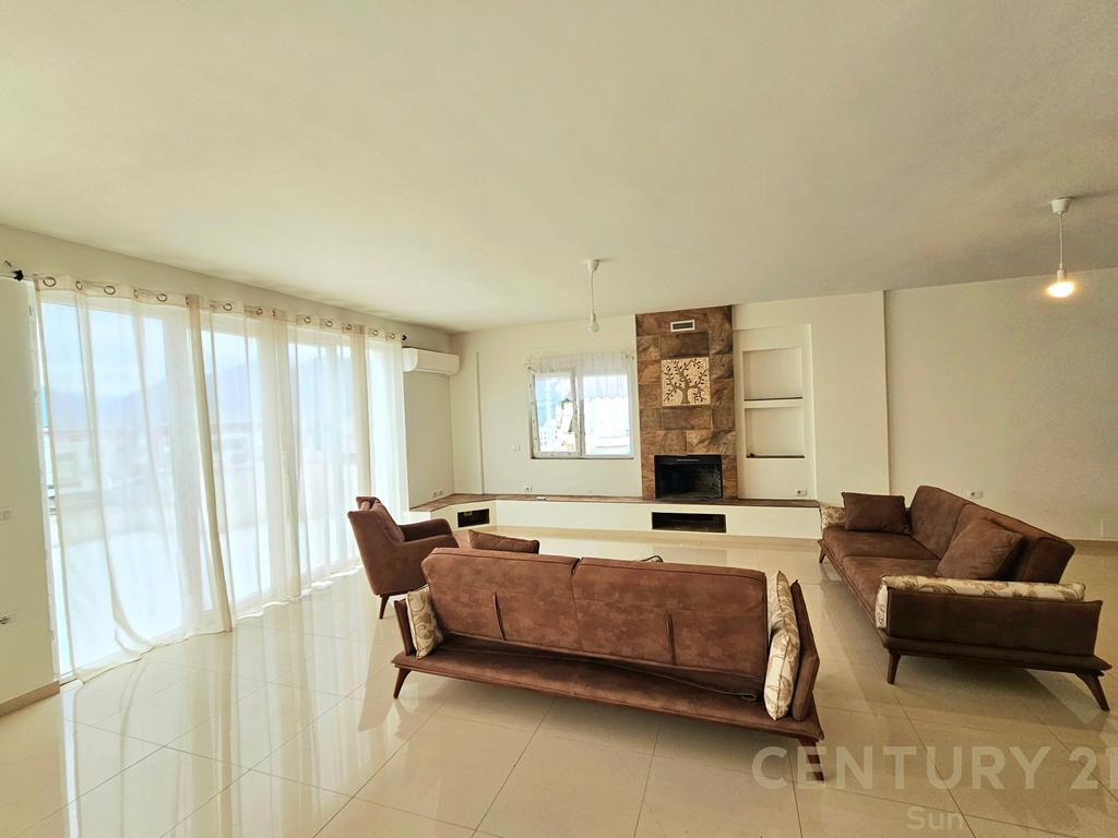 JEPET ME QIRA APARTAMENT 4+1 PRANE KOPSHTIT BOTANIK