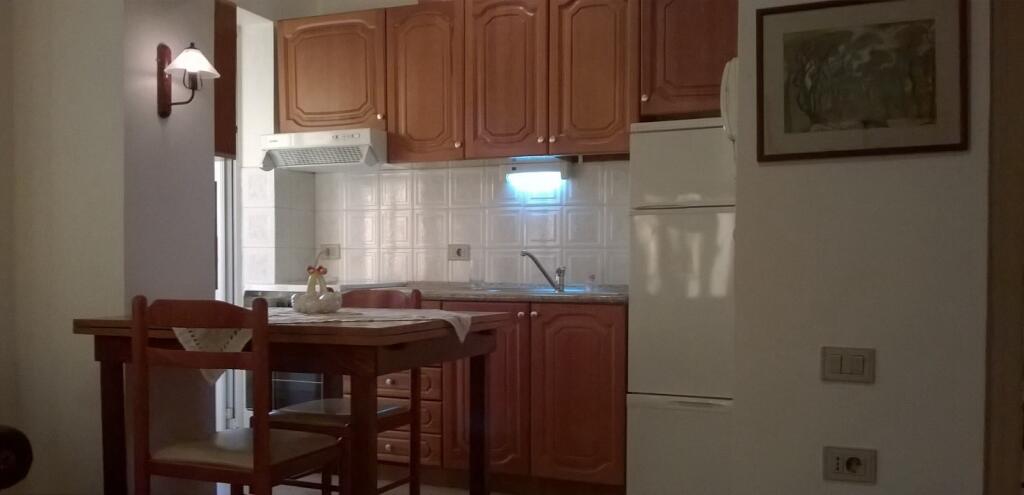 Apartament për qera - Rruga Dibres