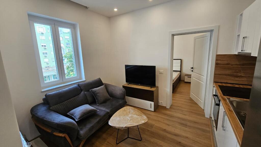 Apartament 1+1 per qira ne Bllok