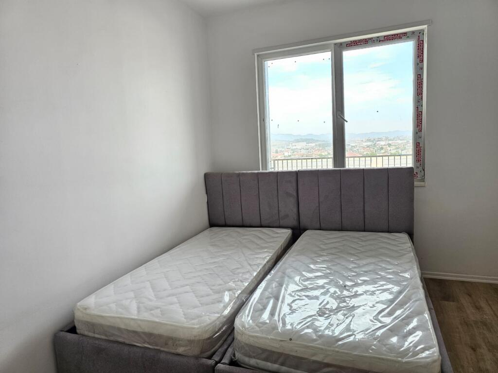 Affittasi appartamento 2+1 con posto auto presso Universe City, vicino a QTU