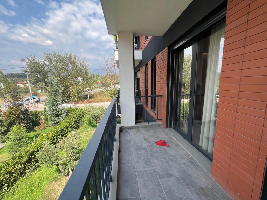 1+1,arredato vicino all'hotel Radison vicino a Petwille,prezzo 750 euro,offerto anche parcheggio aggiuntivo