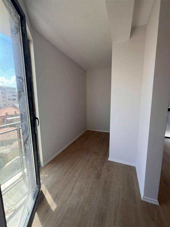 Apartment 2+1 for sale in Mine Peza Residence, on Mine Peza street!