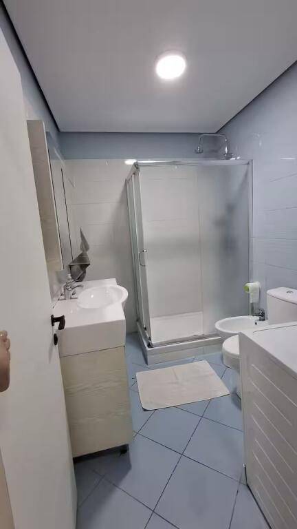 ✨ Jepet me qira apartament 1+1 pranë Kopshtit Zoologjik 🐾🌿