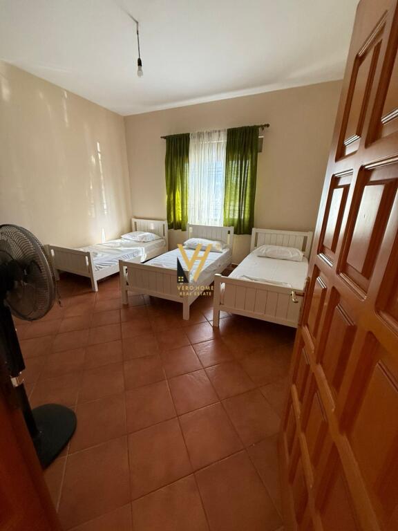 JEPET HYRJE VILE 2+1 ME QIRA NE ASTIR 450 EURO