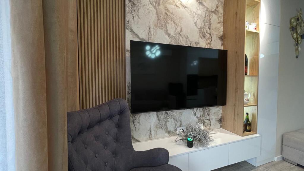Apartament per qira 2+1, Bulevardi i Ri