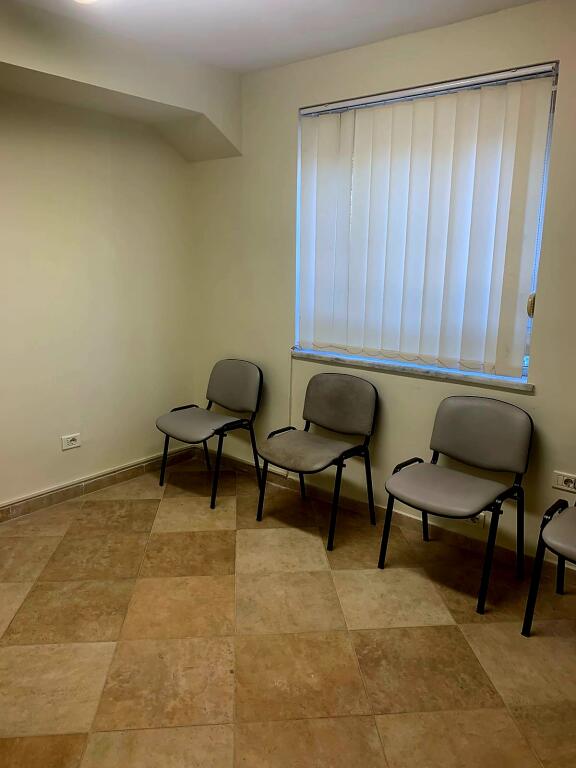 OFFICE SPACE FOR RENT 500 € (FORMER EXHIBITION)
