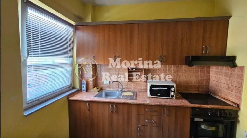 Qera Apartament 1+1+Verande, Rr. Jordan Misja, pranë Bulevardit të Ri, 450 Euro/muaj.