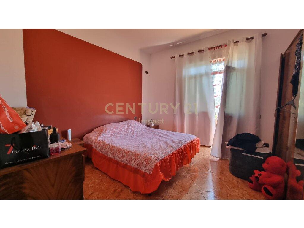Apartament 3+1 Me Qira Tek Bulevardi i Ri Tiranë - 550€!