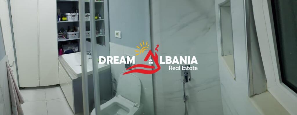 Appartamento 2+1 in affitto a Lapraka, vicino all'Università Zonja Keshillit Mire a Tirana (ID 42211220)
