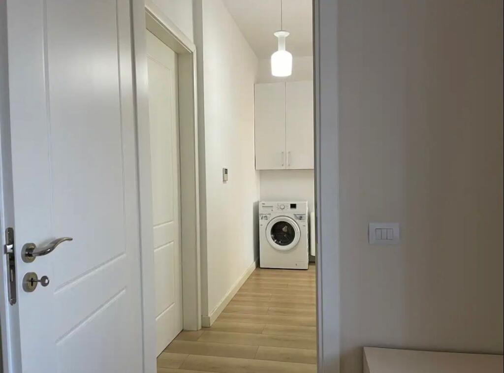 Apartament 2+1 me pamje nga Liqeni & Parku