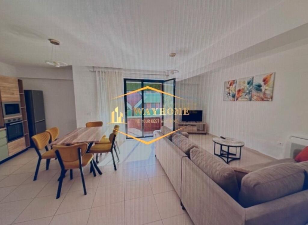 Jepet me Qera Apartament 3+1+2 i sapomobiluar me Rezidencen Kodra e Diellit