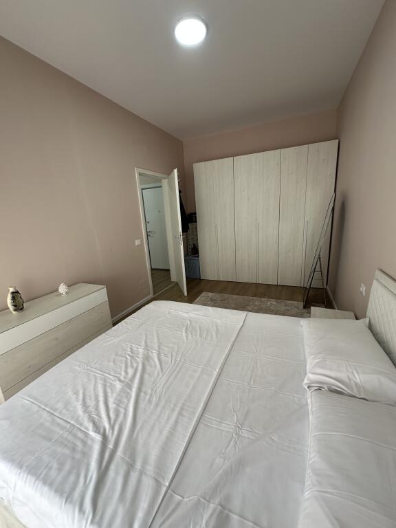 Jepet me qira 1+1 ne Rezidencen Kaim Ali Dem