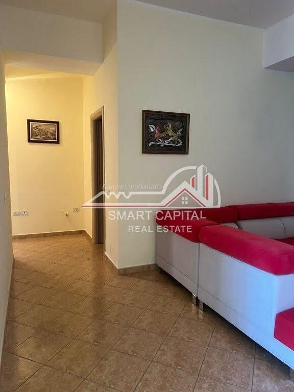 Apartament 2+1 jepet me qira tek karburant Fjortes, Vlore!
