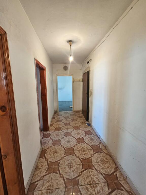 SHITET APARTAMENT 2+1 PRANE LAGJES 5