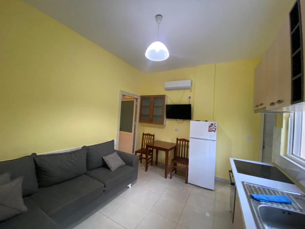 Jepet me qira apartament 1+1 – Sauk, Tiranë