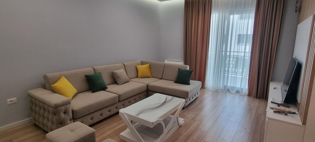For rent 2+1 apartment + parking space newly invested in the former Aviation Field