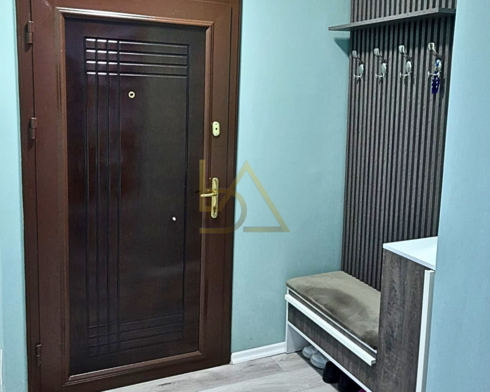 Shitet Apartament në Rrugën Shkëlqim Fusha – Përballë Qendrës Kristal