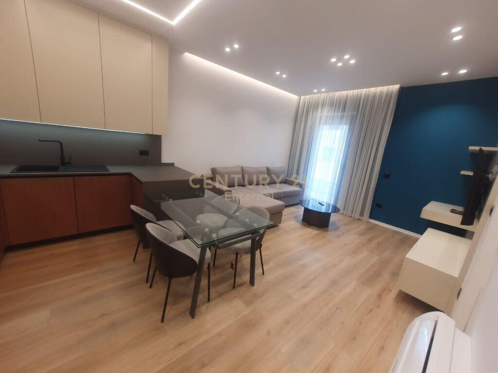 Luxury Apartment 1+1 for Rent in the New Complex near the European University – Xhanfize Keko Street