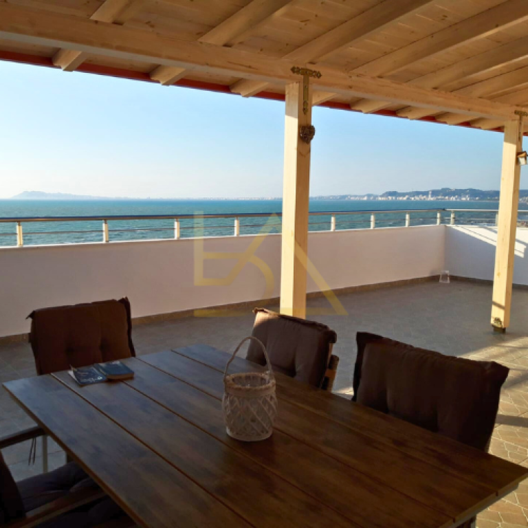 Papafingo in Vendita con Vista Mare – Qerret