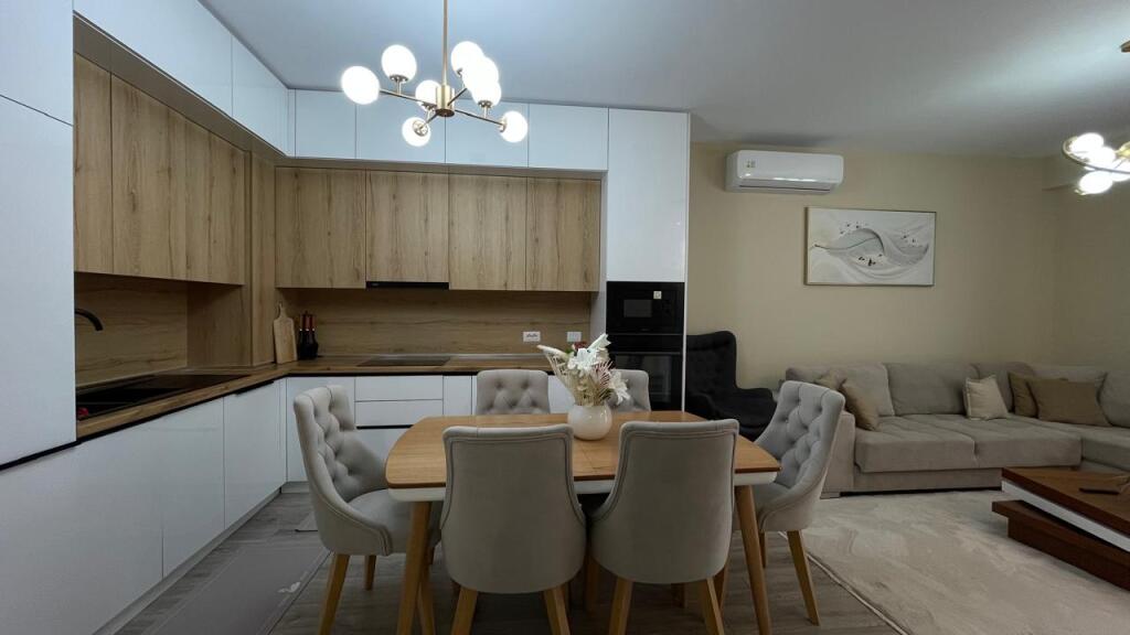 Apartament per qira 2+1, Bulevardi i Ri