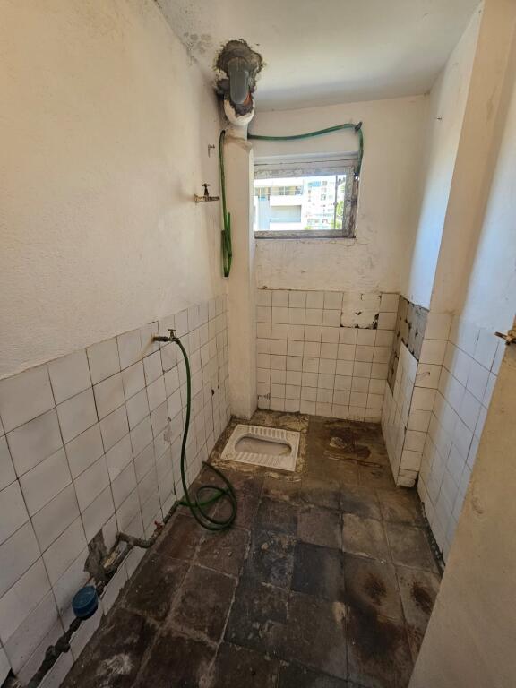 SHITET APARTAMENT 2+1 PRANE LAGJES 5