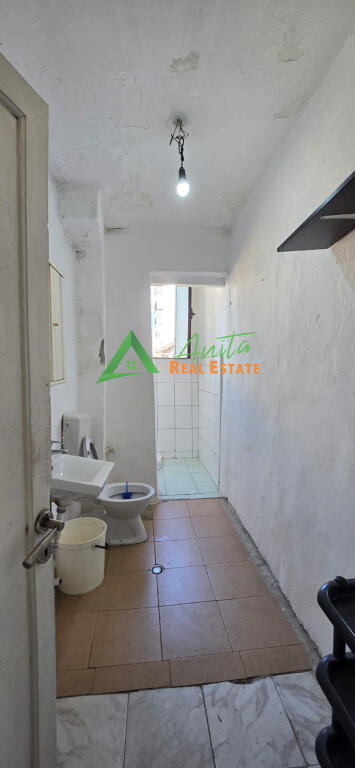 Shitet Apartament 1+1 – Pazari i Ri, Rruga Tefta Tashko