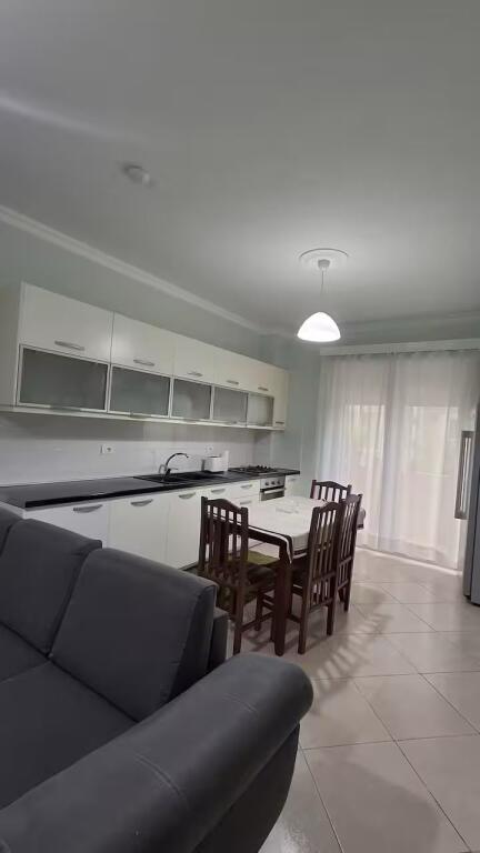 ✨ Jepet me qira apartament 1+1 pranë Kopshtit Zoologjik 🐾🌿